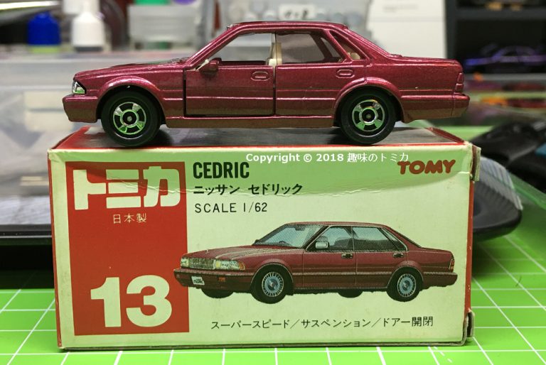 Tomica 13-6-4 Nissan Cedric Y31 日本製 赤箱 トミカ ニッサン セドリック