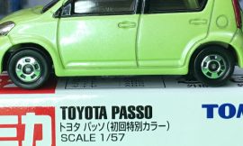 Tomica 82-4-1 Toyota Passo 中国製 赤箱 トミカ トヨタ パッソ 初回特別カラー