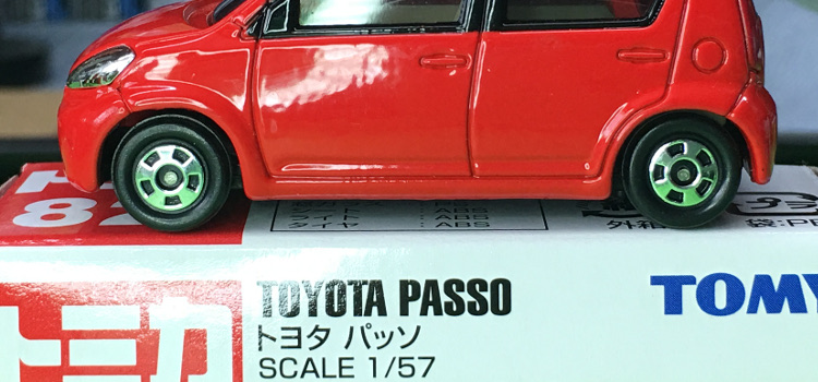 Tomica 82-4-2 Toyota Passo 中国製 赤箱 トミカ トヨタ パッソ