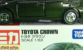 Tomica 32-8-1 Toyota Crown 中国製 赤箱 トミカ トヨタ クラウン（新車）