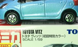 Tomica 33-7-1 Toyota Vitz Yaris 中国製 赤箱 トミカ トヨタ ヴィッツ（初回特別カラー）