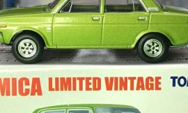 Tomica Limited Vintage LV-61-a Honda 1300 77S 中国製 トミカ リミテッド ヴィンテージ ホンダ 1300 77S