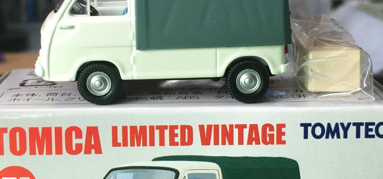 Tomica Limited Vintage LV-77-a Subaru Sambar Truck 中国製トミカ リミテッド ヴィンテージ スバル サンバー トラック